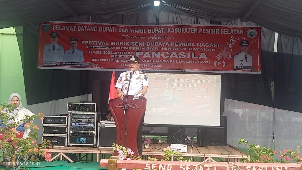 BUPATI PESSEL HADIRI PERESMIAN KANTOR WALI NAGARI LUNANG