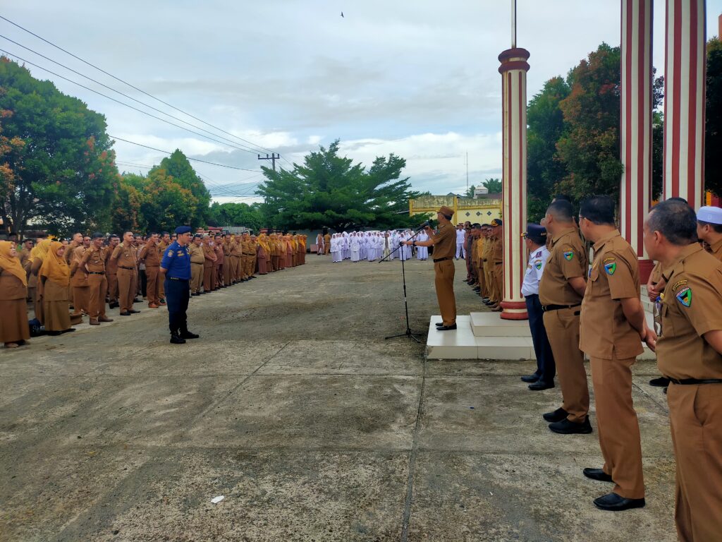 Bupati Hendra joni Pimpin Apel di kantor perwakilan tapan