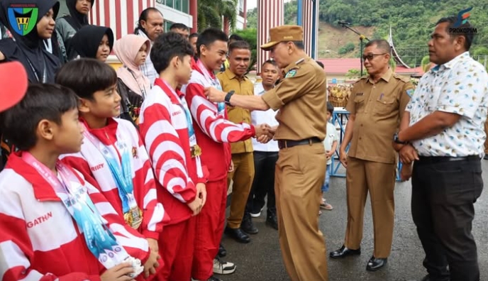 BUPATI PESSEL SAMBUT ATLET BERPRESTASI