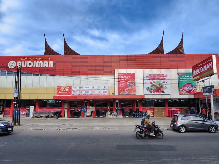 HJK Padang Semakin Meriah, Budiman Swalayan Diskon Serba 356