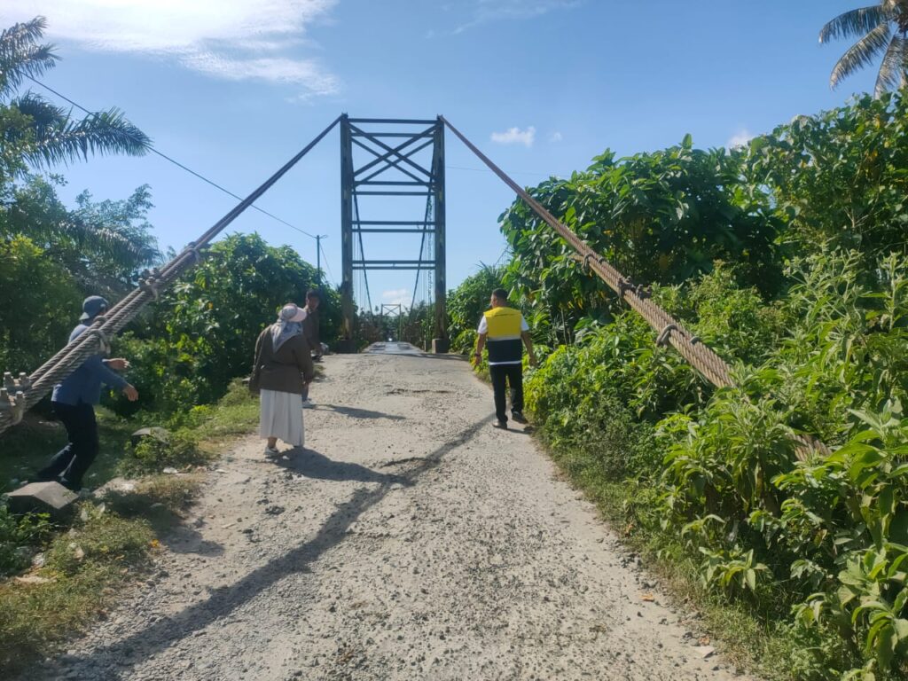 Jembatan Gantung Damar Rumput–Muara Sakai Direhabilitasi, Anggaran Capai Rp530 Juta